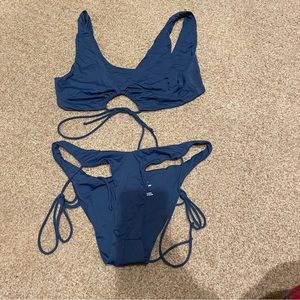 Riot swim fox bottom and top in navy size large